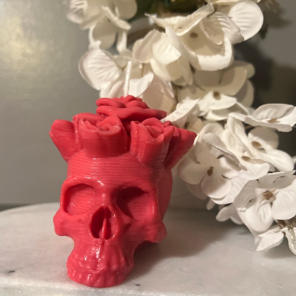 Rose Skull Head 💀 Soy Wax Candle- White Sage & Lavender - Picture 1 of 4
